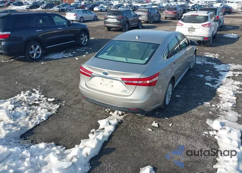 2013 Toyota Avalon Hybrid Limited z USA, uszkodzony, nr VIN 4T1BD1EB1DU004386